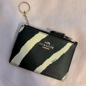 Coach Wallet Keychain Black/White-Zebra Print